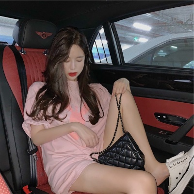 一件代发女装批发2025夏季新款短袖t恤女夏学生宽松粉色印花上衣