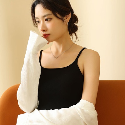 2025春夏新款可调节肩带美背打底背心自带胸垫一体式内搭白色吊带