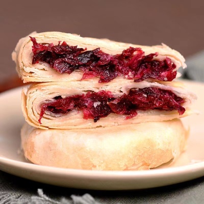 鲜花饼云南特产多口味玫瑰鲜花饼酥饼现烤传统糕点零食面包批发