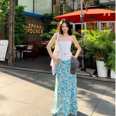 海边度假风套装法式抽绳抹胸背心上衣女夏季蓝色碎花半身裙两件套